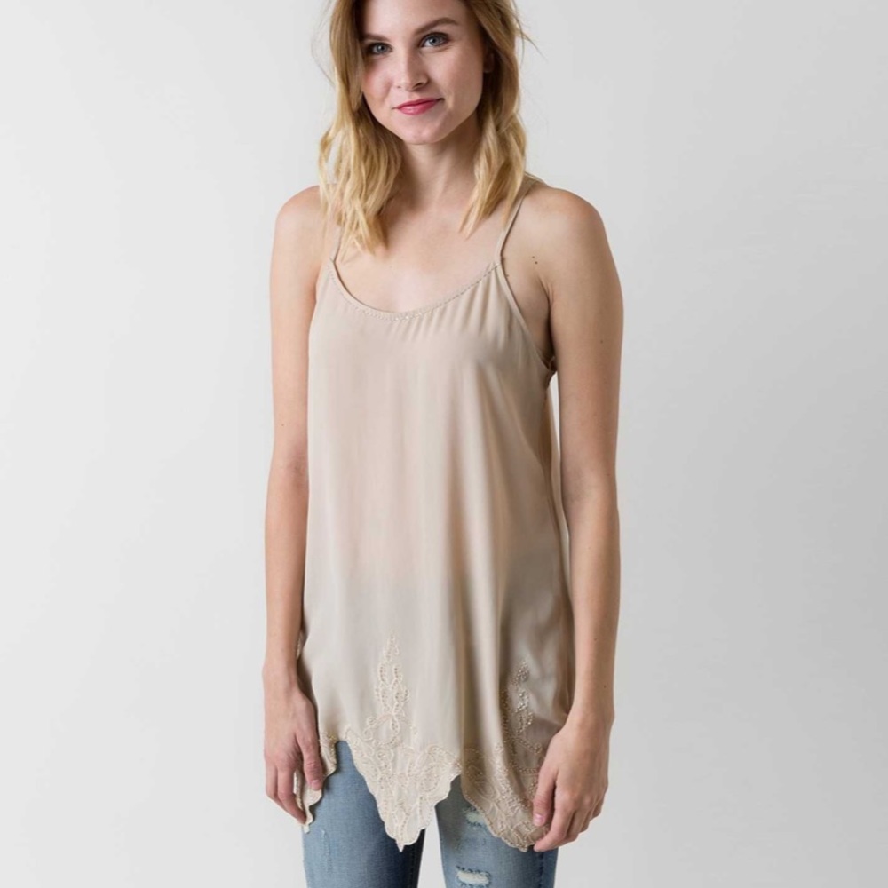 Gimmicks by BKE Beaded Tank Top